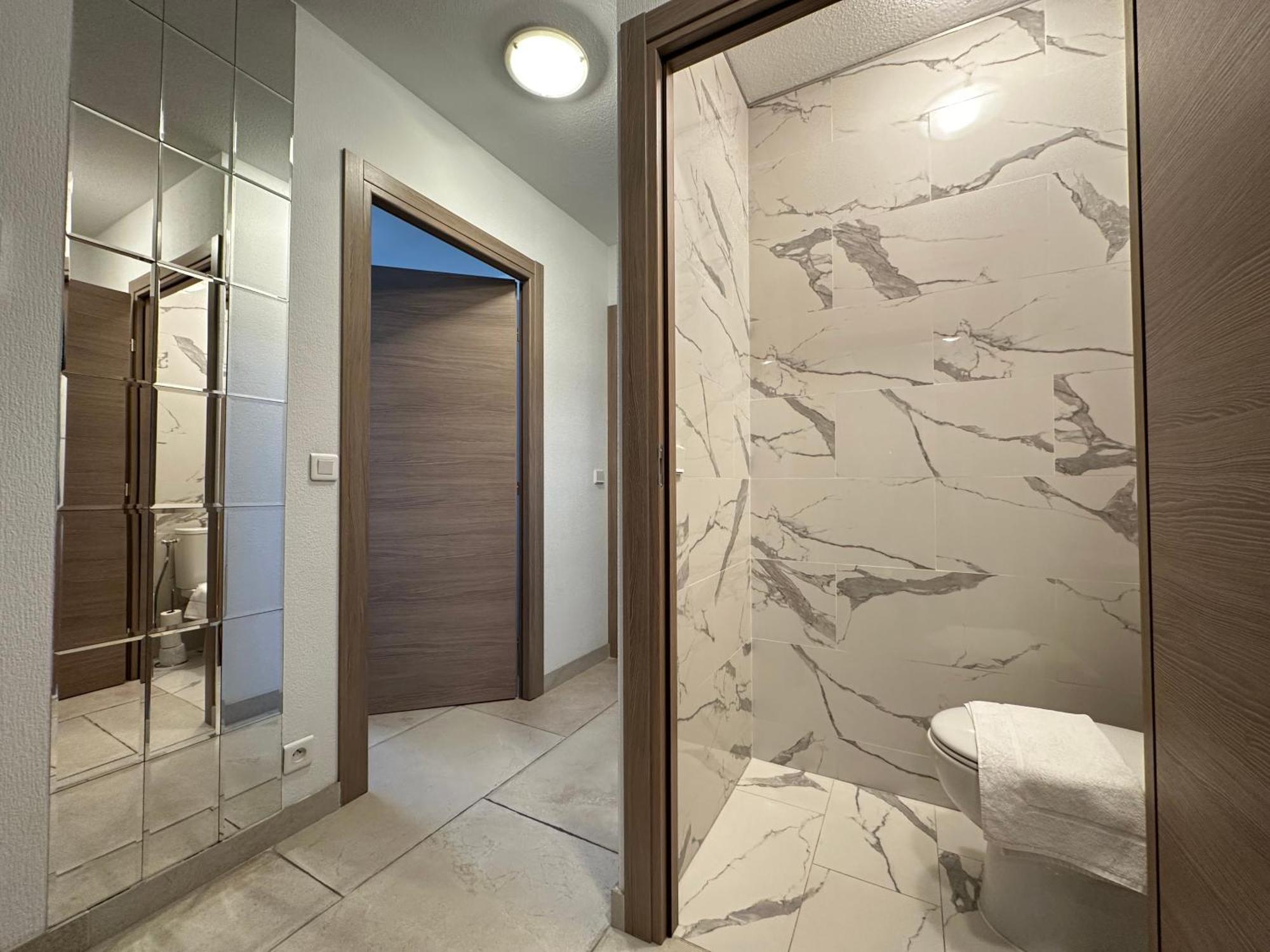 Luxurious 3 Rooms, Pool, Bnbrickeys Beausoleil Eksteriør billede
